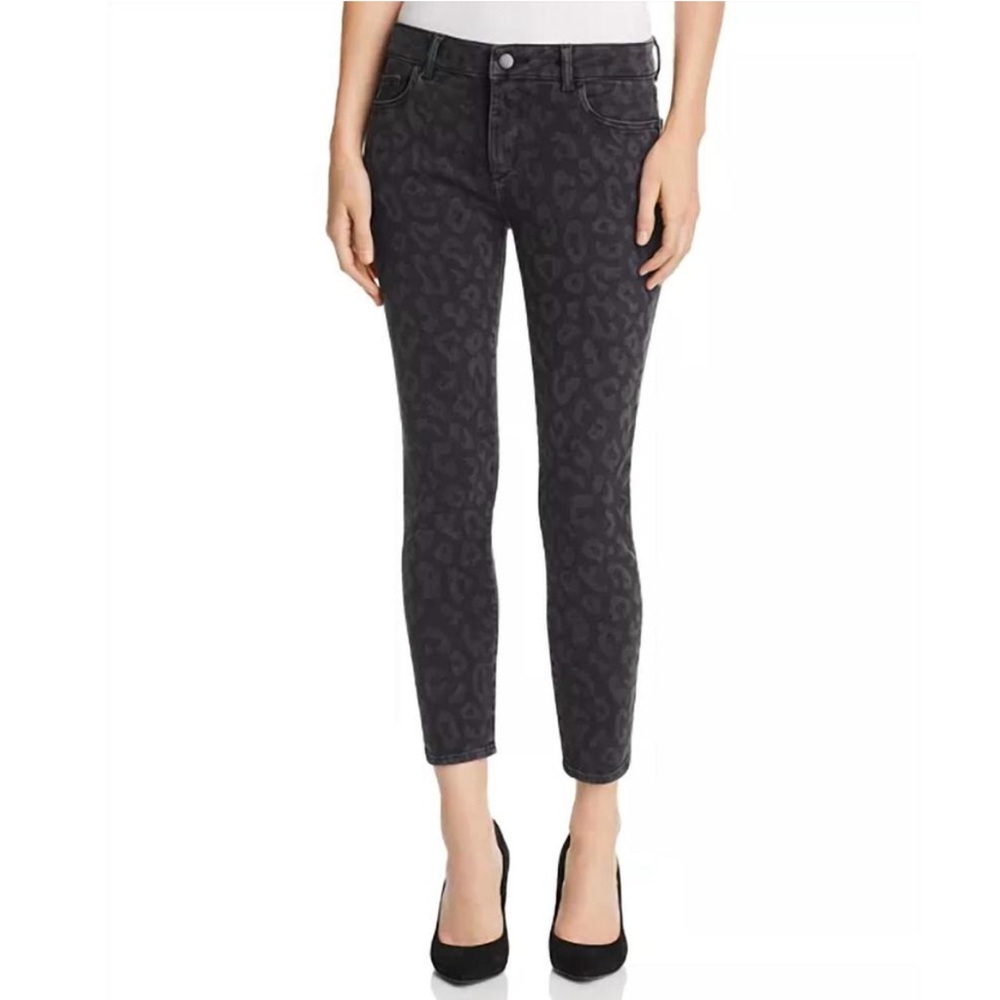 DL1961 Ladies Size 27 Florence Cropped Black Jeans